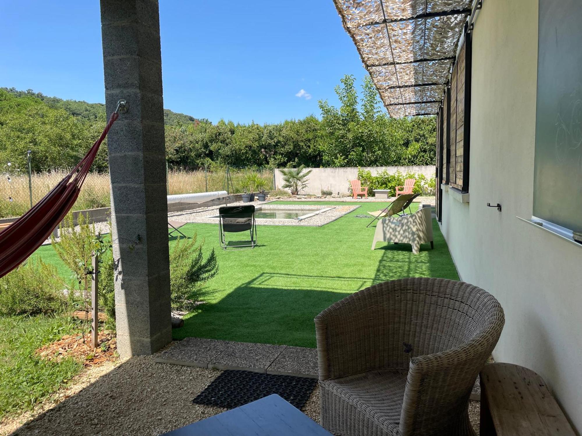 Villa Toupie Et Bicyclette Charmes-sur-Rhone Exterior foto